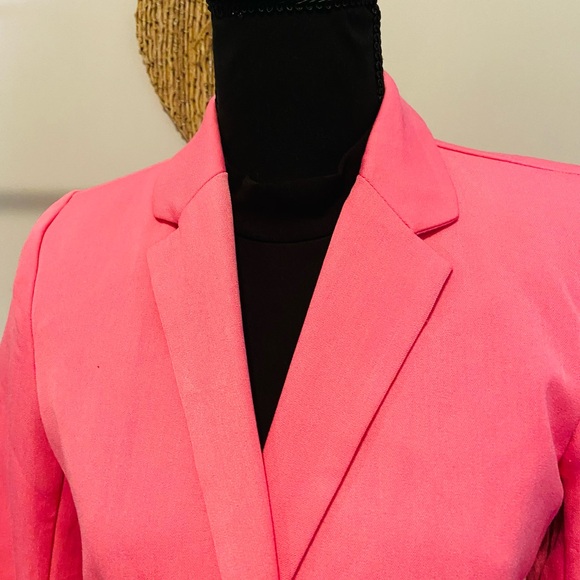 Bright Pink Blazer - Picture 3 of 4